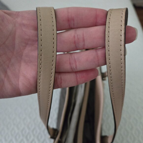 Michael Kors Tote Bag - Picture 4 of 5